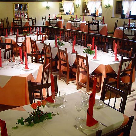 Hotel Nuevo Arlanza Covarrubias Eksteriør billede