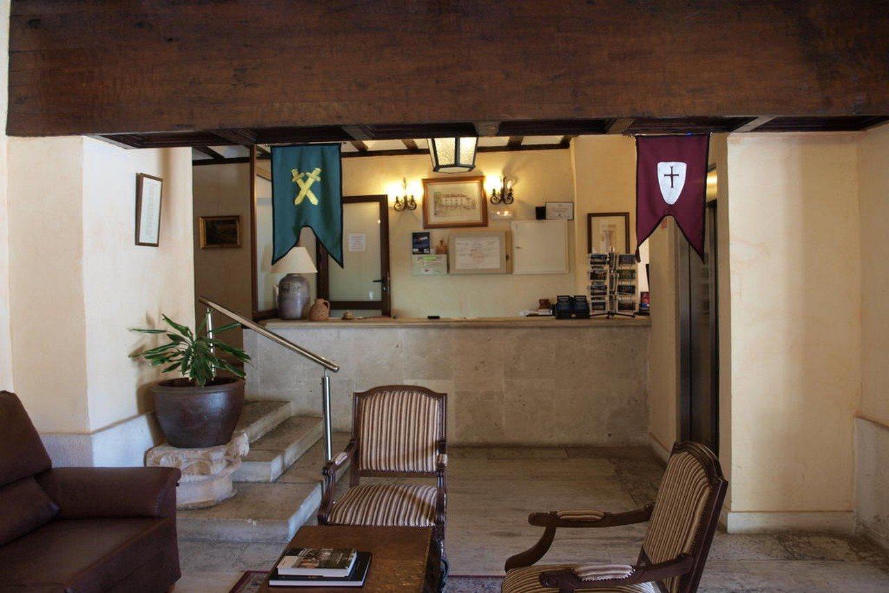 Hotel Nuevo Arlanza Covarrubias Eksteriør billede