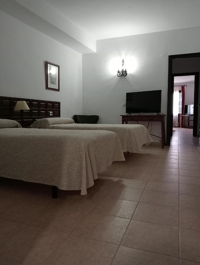 Hotel Nuevo Arlanza Covarrubias Eksteriør billede