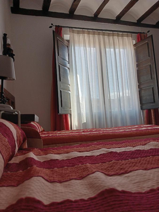 Hotel Nuevo Arlanza Covarrubias Eksteriør billede