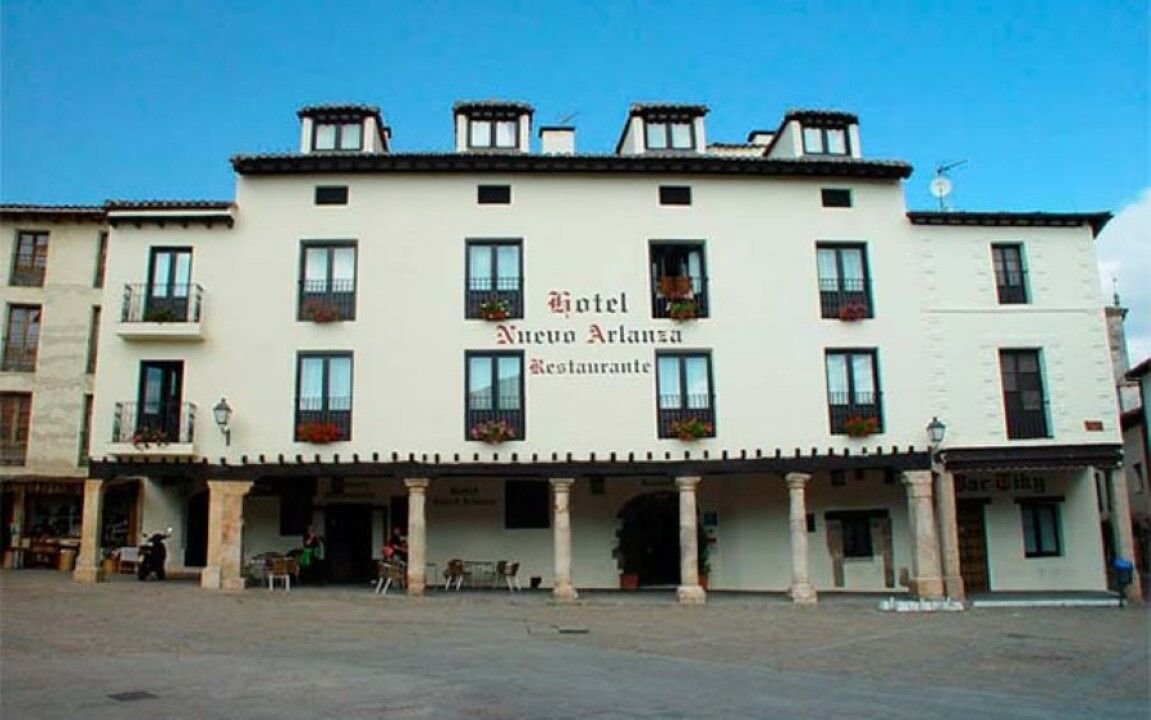 Hotel Nuevo Arlanza Covarrubias Eksteriør billede